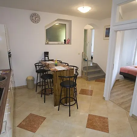 Apartments Rubic Omis Room photo