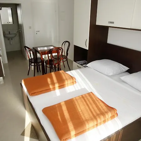Apartments Rubic Omis Room photo