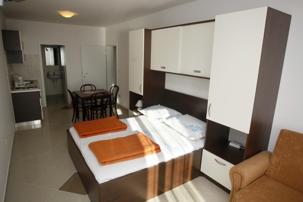 Rubic Apartment *